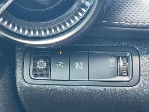 New 2027 Chevrolet Equinox LT w/ Safety and Technology Package FWD image 19
