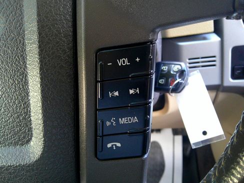 Used 2013 Ford F150 Lariat w/ Lariat Chrome Pkg image 20