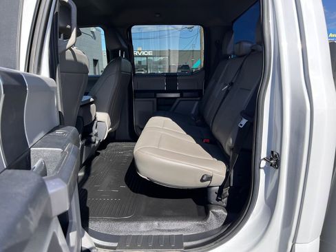 Used 2022 Ford F550 4x4 Crew Cab Super Duty w/ Power Equipment Group image 17