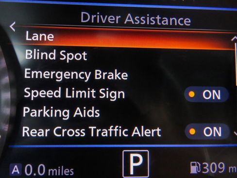 Used 2020 Nissan Sentra SV image 11