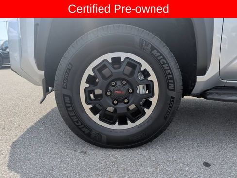 Certified 2026 Toyota 4Runner TRD Off-Road AWD/4WD image 9