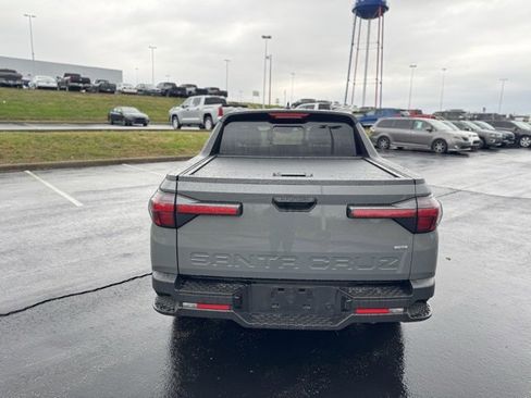 Used 2024 Hyundai Santa Cruz SEL w/ Activity Package image 4