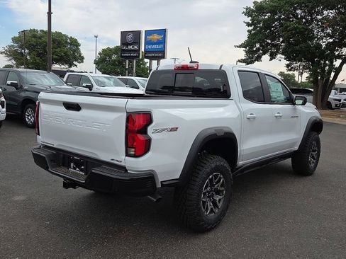 New 2026 Chevrolet Colorado ZR2 w/ Technology Package AWD/4WD image 4