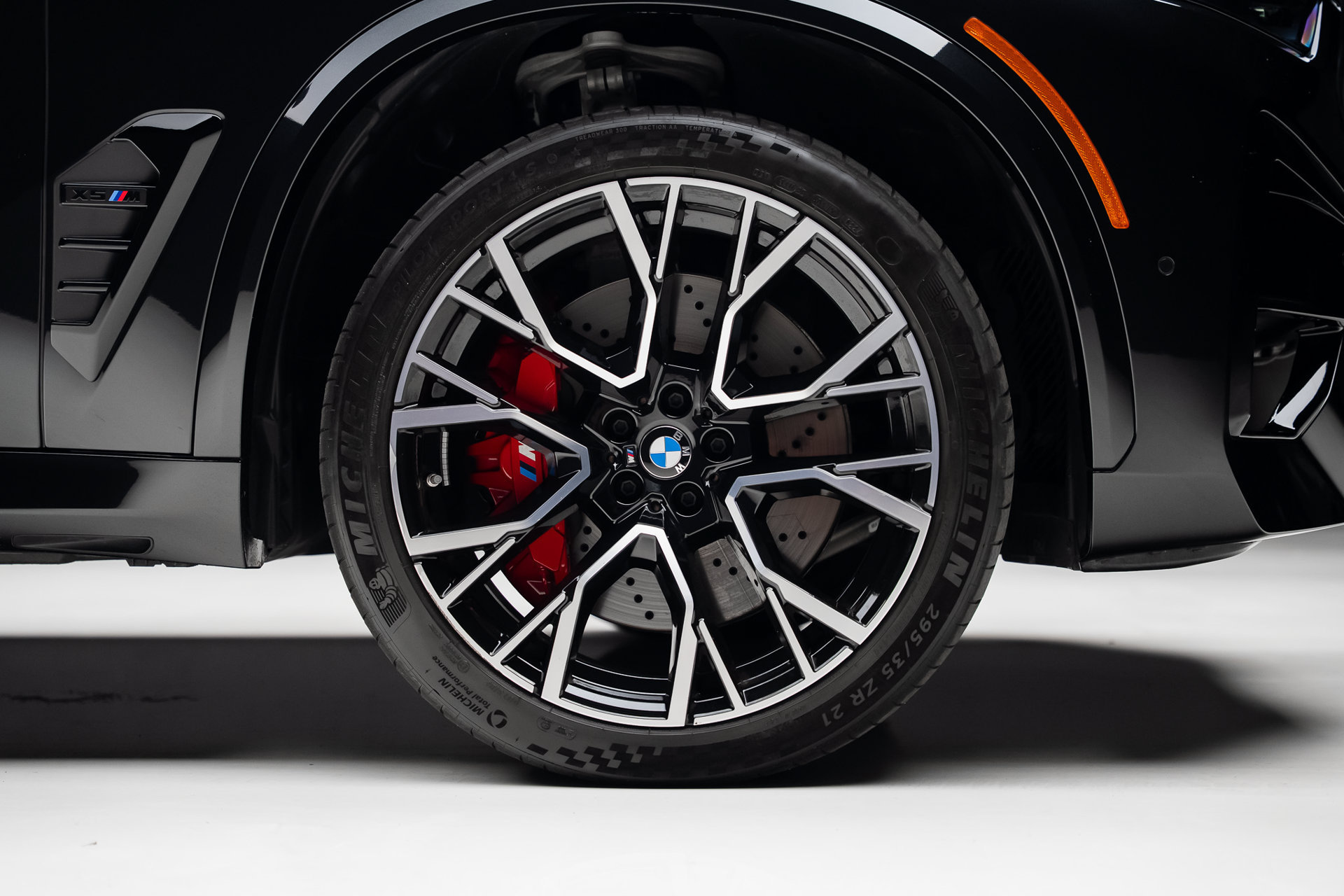 Used 2024 BMW X5 M Competition w/ Executive Package AWD/4WD image 41