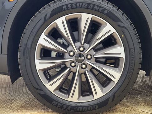 Used 2022 Lincoln Corsair Reserve w/ Equipment Group 201A image 13