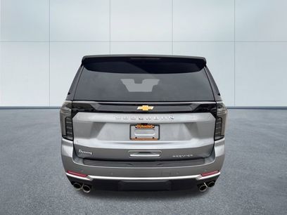 New 2026 Chevrolet Suburban Premier w/ Sun And Tow Package