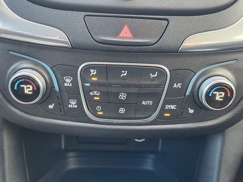 Used 2019 Chevrolet Equinox LT image 21