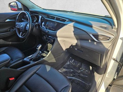 Used 2022 Buick Encore GX Essence w/ Experience Buick Package image 21