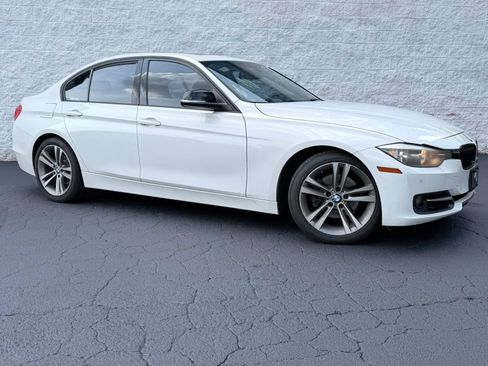 Used 2014 BMW 328i Sedan RWD image 3