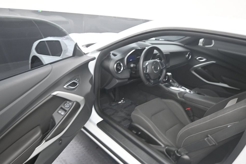 Used 2022 Chevrolet Camaro LS RWD image 10