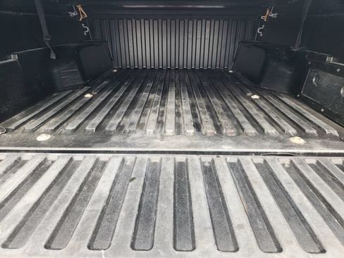 Used 2022 Toyota Tacoma SR AWD/4WD image 32