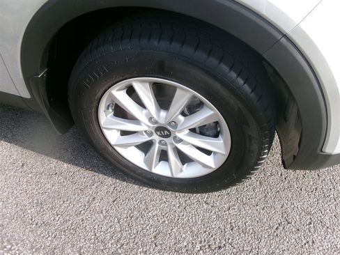 Used 2020 Kia Sorento L image 45