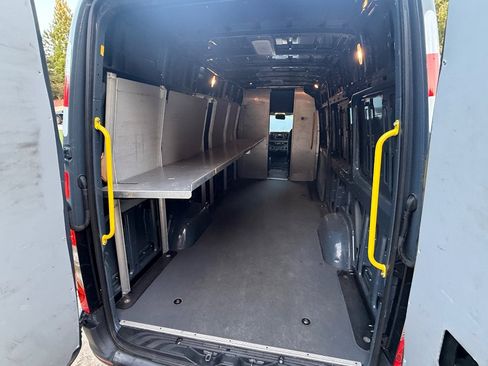 Used 2019 Mercedes-Benz Sprinter 170 image 21