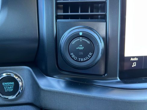 New 2026 Ford F250 Platinum image 32