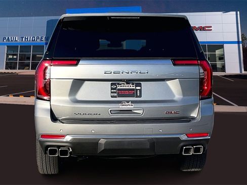 New 2026 GMC Yukon Denali w/ Sun & Power Step Package image 4