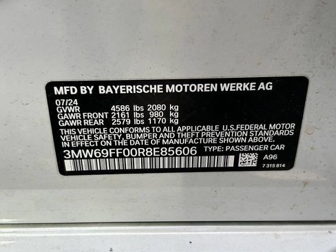 Used 2024 BMW 330i Sedan w/ Convenience Package RWD image 41
