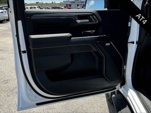 Used 2024 GMC Sierra 1500 AT4 w/ Technology Package image 20