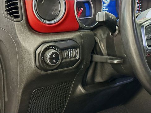 Used 2021 Jeep Gladiator Rubicon image 17