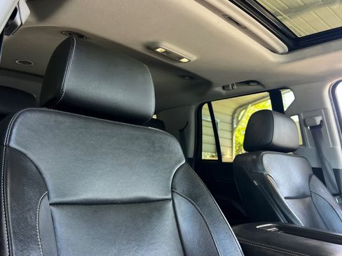 Used 2018 GMC Yukon SLT AWD/4WD image 21