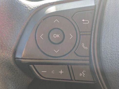 Used 2024 Toyota RAV4 XLE image 19