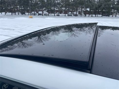 Used 2009 Toyota Venza image 16