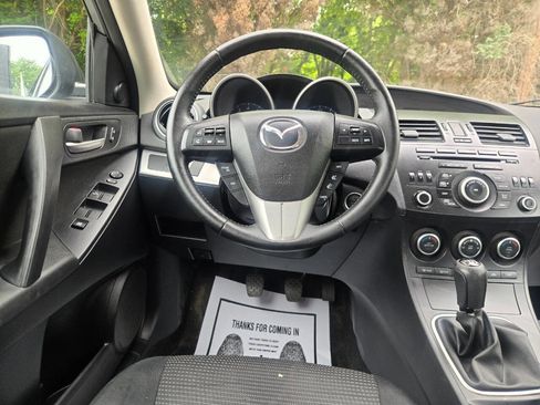 Used 2013 MAZDA MAZDA3 i Touring FWD image 33