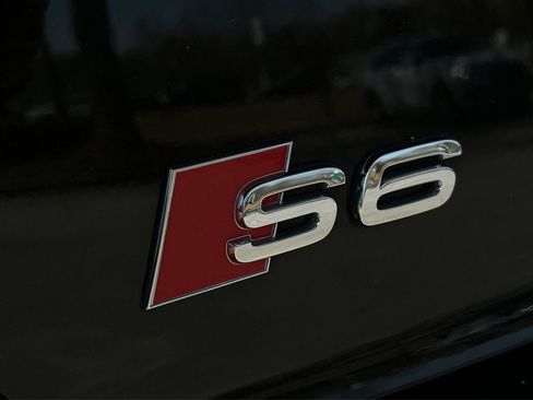 Used 2015 Audi S6 w/ Driver Assistance Package AWD/4WD image 29