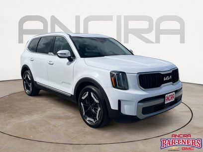 Used 2023 Kia Telluride EX w/ EX Captain's Chair Package