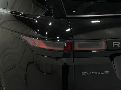 Used 2021 Land Rover Range Rover Evoque R-Dynamic S image 34