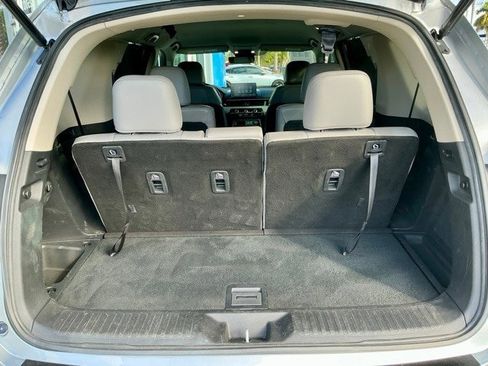 Used 2023 Honda Pilot EX-L image 13