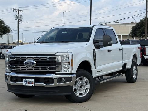 New 2026 Ford F350 XLT w/ 360-Degree Camera Package image 24