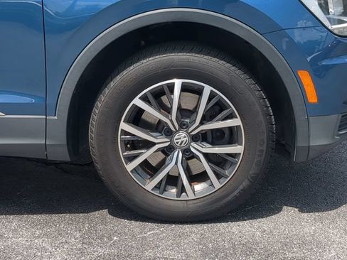 Used 2018 Volkswagen Tiguan SE FWD image 11