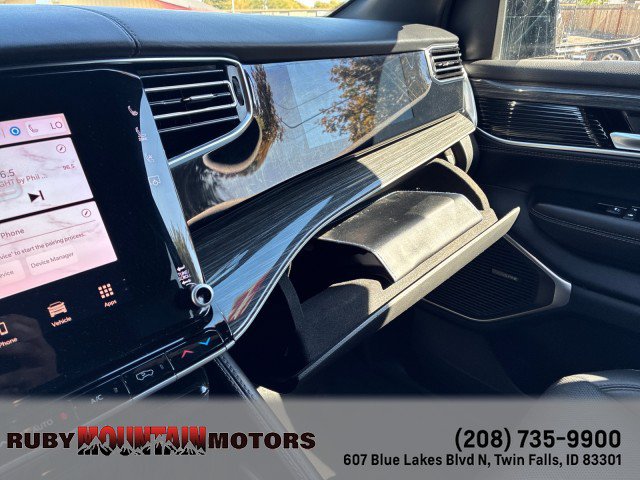 Used 2022 Jeep Wagoneer Series III w/ Convenience Group I AWD/4WD image 25