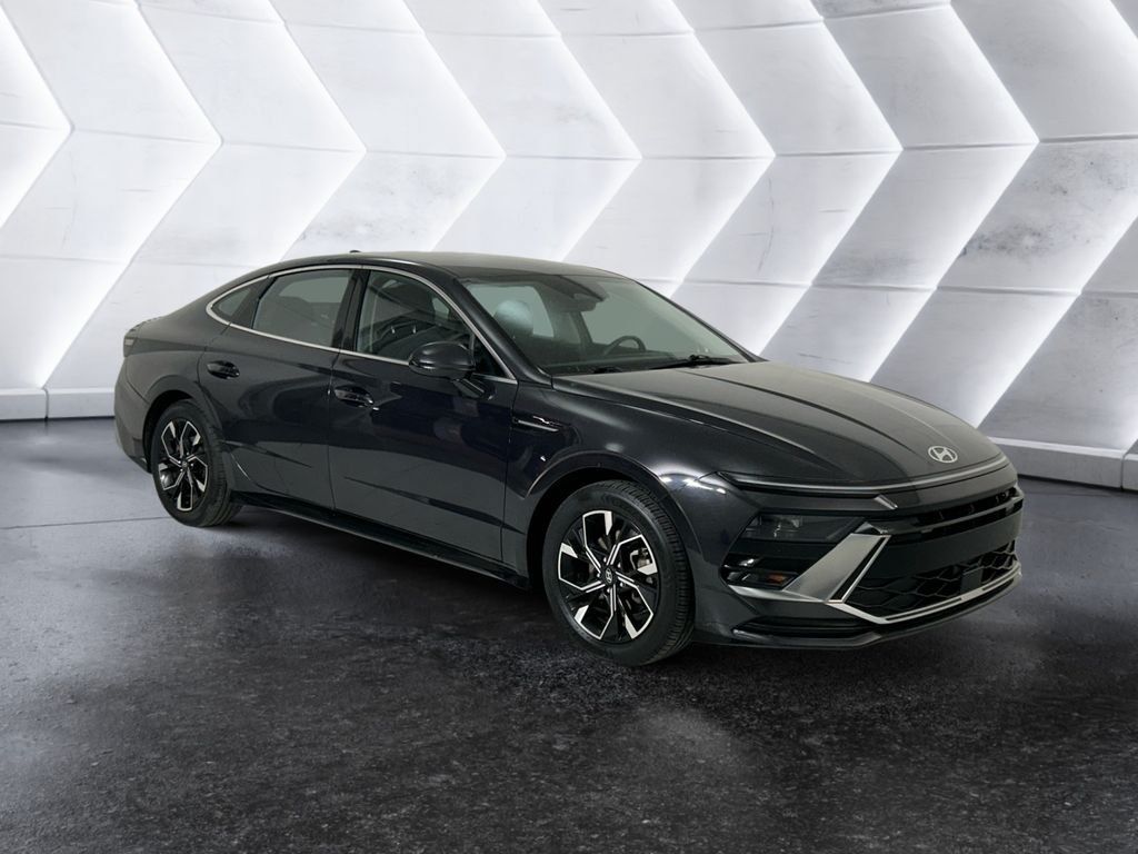 Used 2024 Hyundai Sonata SEL FWD image 1