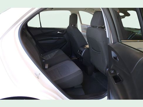Used 2023 Chevrolet Equinox LS image 16