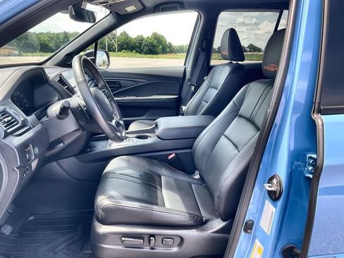 Used 2025 Honda Ridgeline TrailSport image 19
