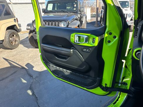 Used 2021 Jeep Wrangler Unlimited Sport image 16