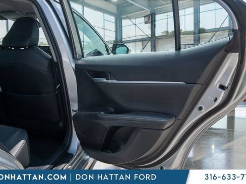 Used 2024 Toyota Camry XSE FWD image 22