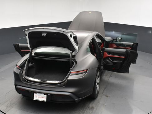 Used 2020 Porsche Taycan 4S AWD/4WD image 21