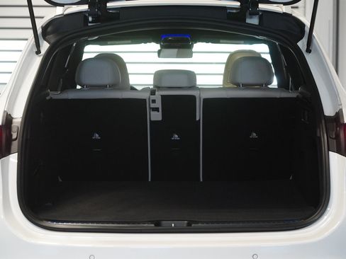 Certified 2026 Mercedes-Benz GLC 300 4MATIC image 29