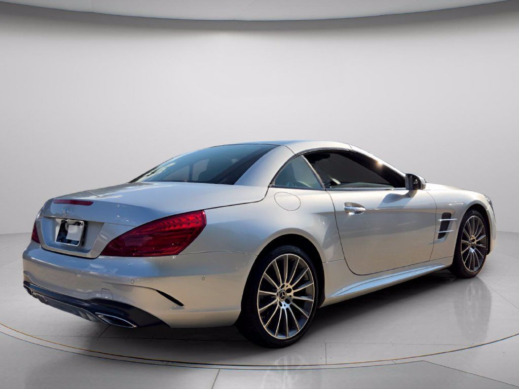 Used 2018 Mercedes-Benz SL 550 image 7