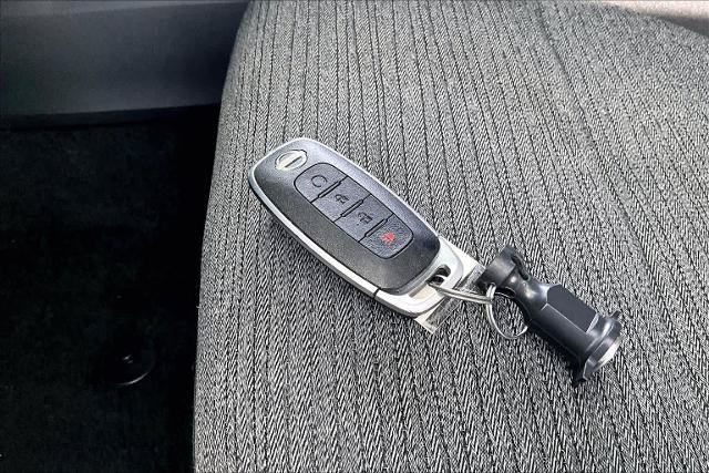 Certified 2023 Nissan Rogue SV FWD image 14