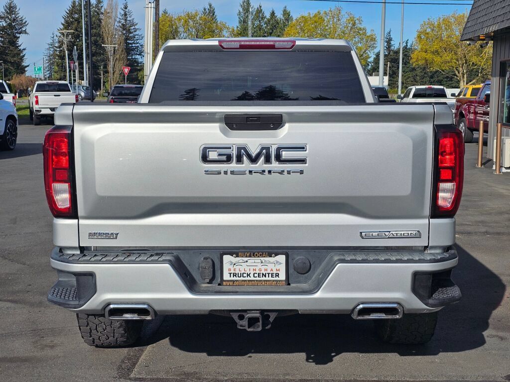 Used 2021 GMC Sierra 1500 Elevation w/ LPO, Elevation Black Package AWD/4WD image 4