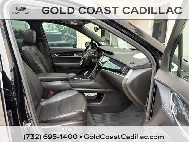 Certified 2023 Cadillac XT6 Premium Luxury AWD/4WD image 7