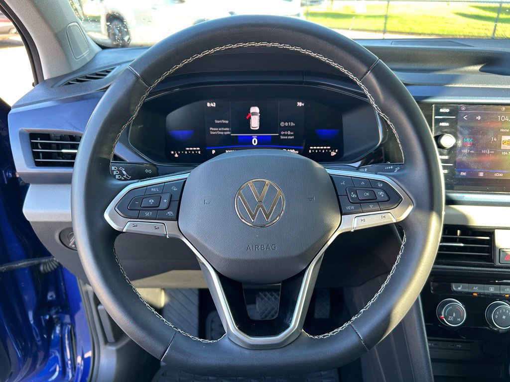 Certified 2023 Volkswagen Taos SE FWD image 19