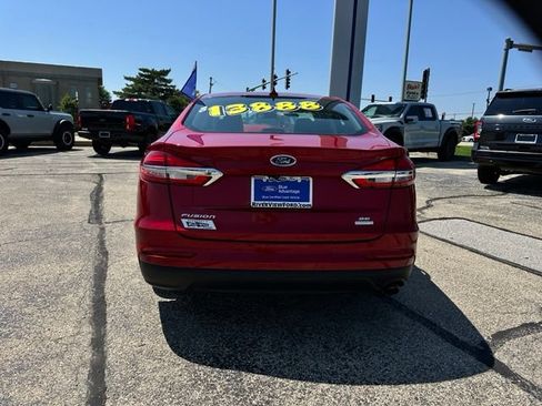 Certified 2020 Ford Fusion SE FWD image 5