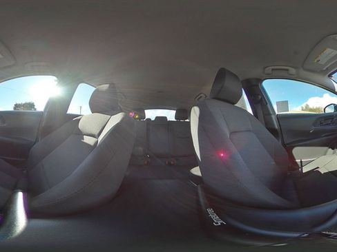 Used 2025 Toyota Prius LE image 42