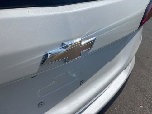 Used 2023 Chevrolet Equinox LT image 49