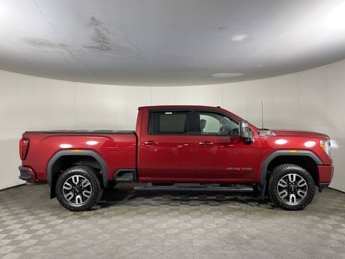 Used 2020 GMC Sierra 2500 AT4 w/ AT4 Premium Package image 5