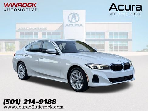 Used 2025 BMW 330i Sedan RWD image 1